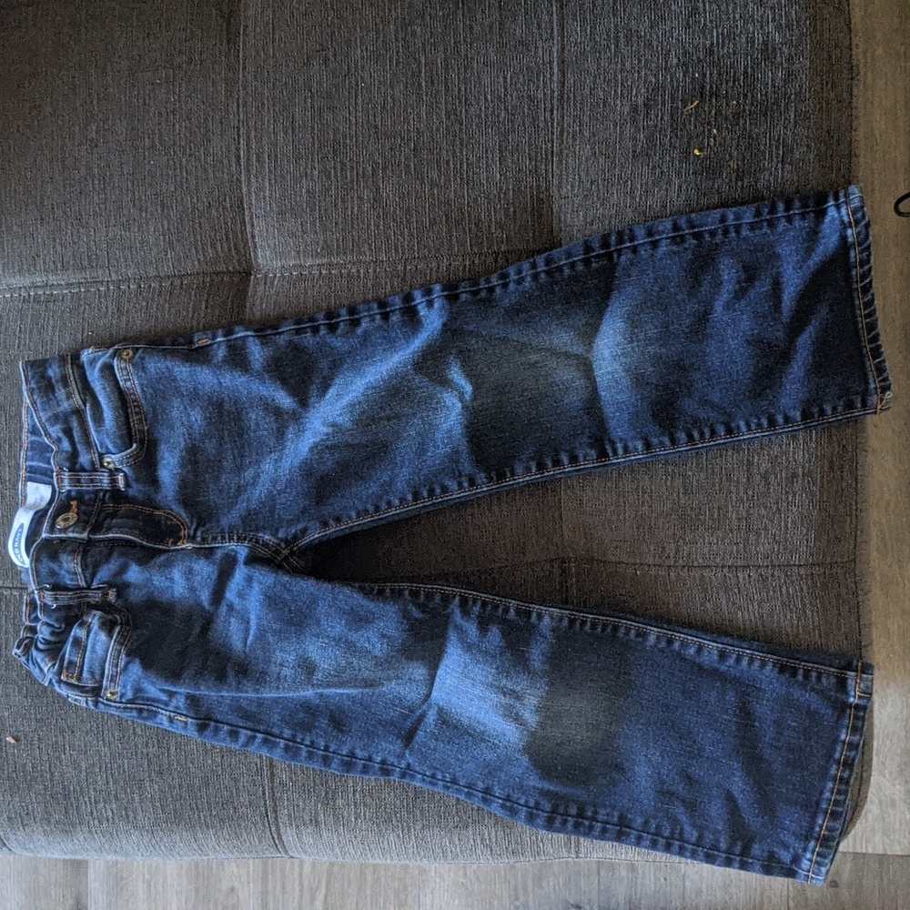 Old Navy Boys boot-cut Jeans, size 5, Dark Blue